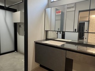 解放感のあるスタイリッシュな平屋style